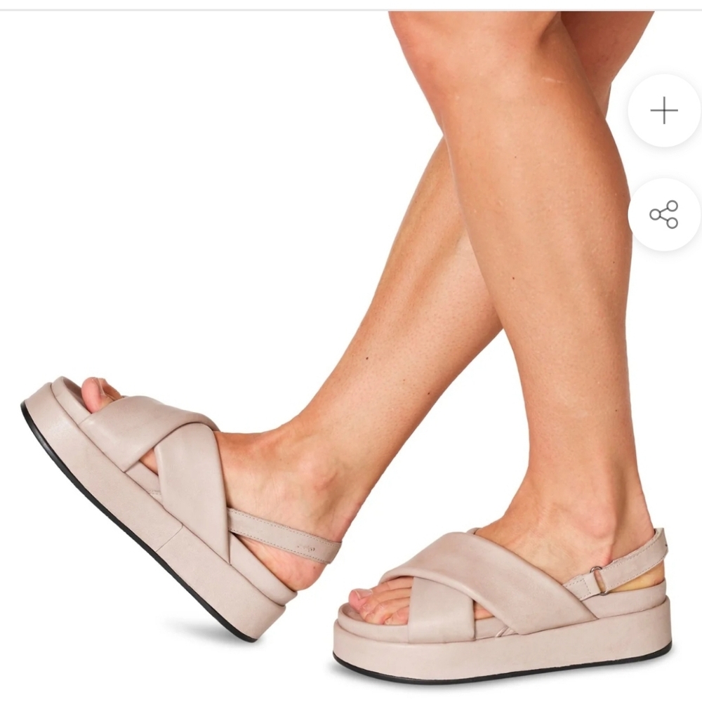 Silentd Sandals